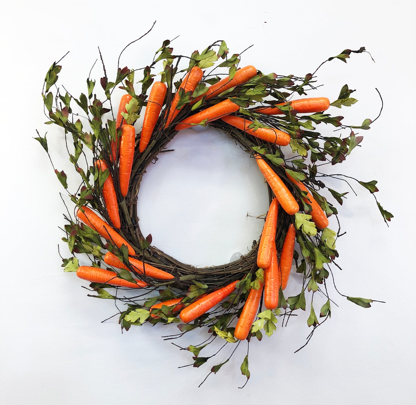 Wreath Faux Carrots & Vine