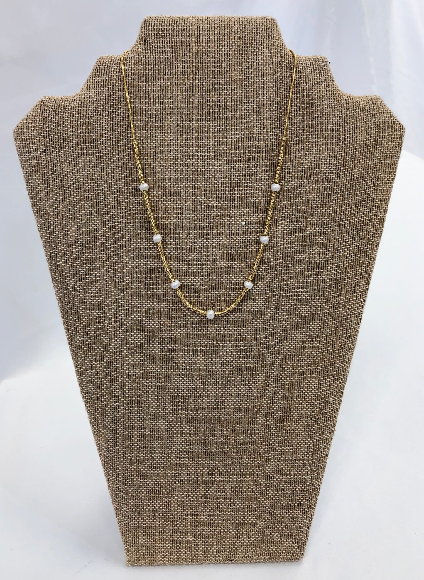 Necklace Gold Single Pearls