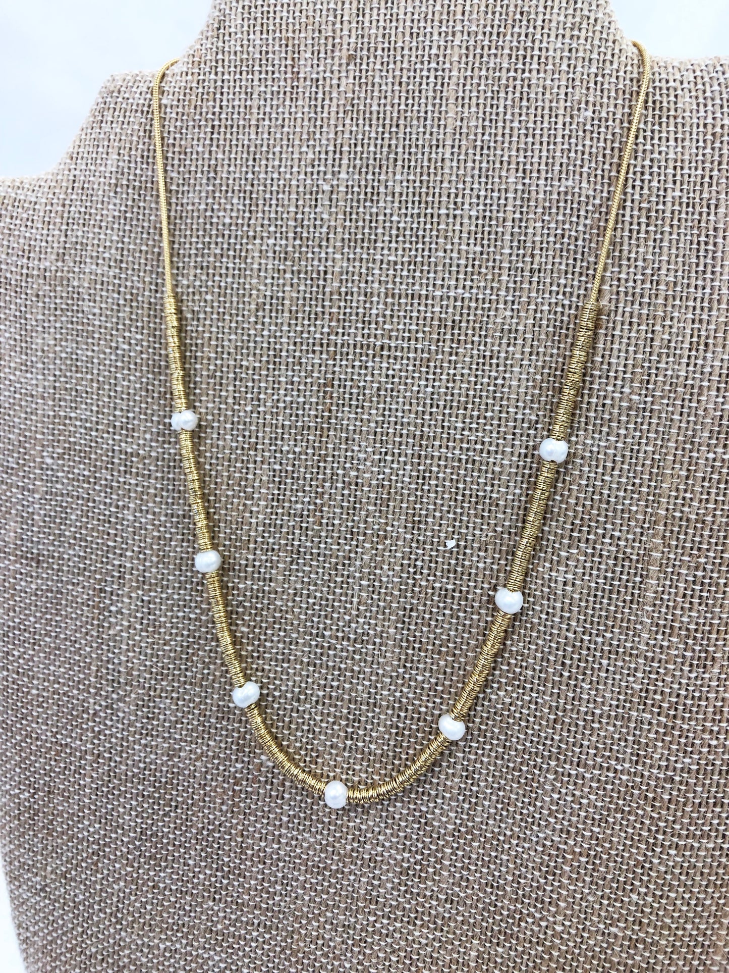 Necklace Gold Single Pearls