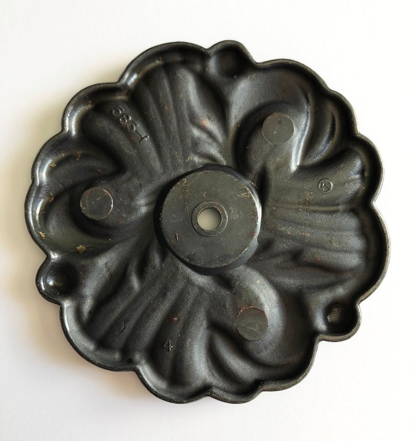 French Provincial Knobs & Pulls