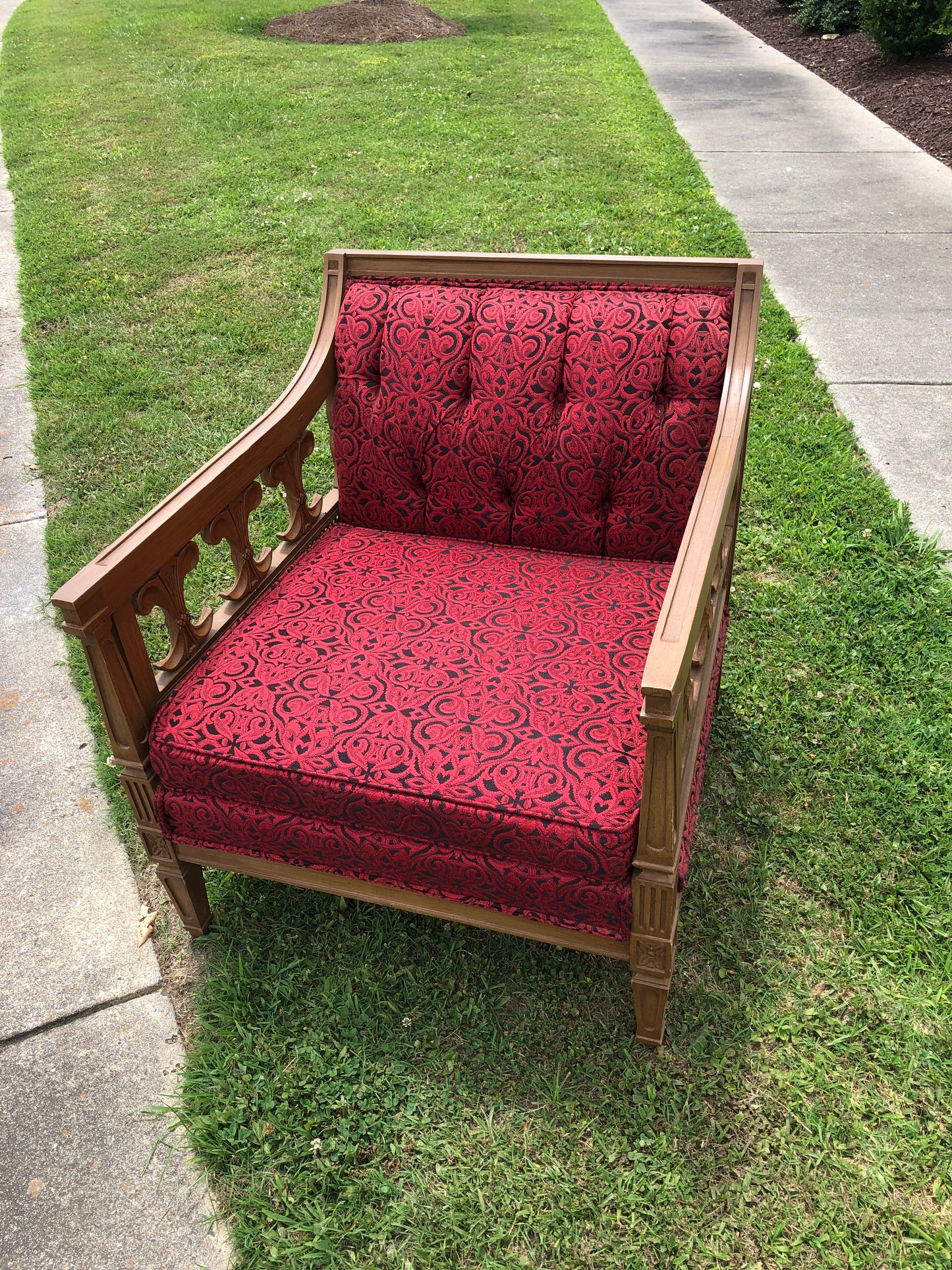 Vintage Crestwood Red & Black Upholstered Chair