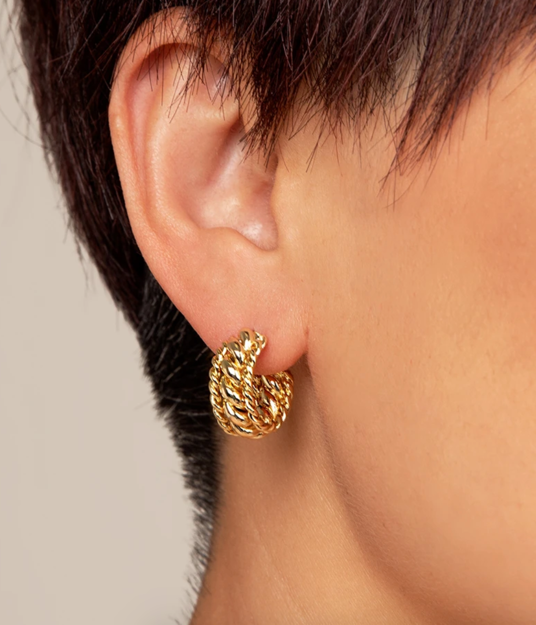 Earrings Hoop Huggie Gold
